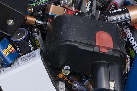 大连电池回收电话_电池废品回收公司_回收废锂电池